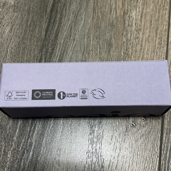 LIGHTWEIGHT MULTIPURPOSE
ILLUMINATOR - Picture 3 of 4